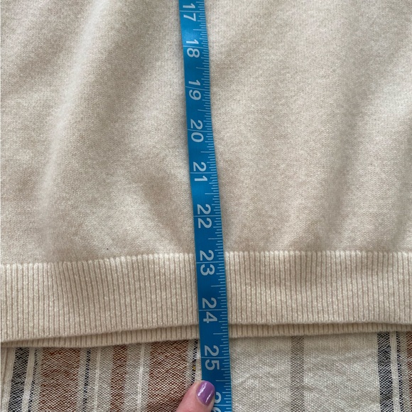 Boden Cream Cashmere V-neck Sweater - Picture 11 of 14